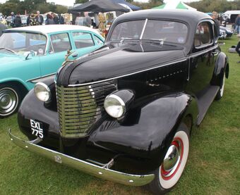 Pontiac Deluxe Classic Cars Wiki Fandom - toyota chaser headlight roblox