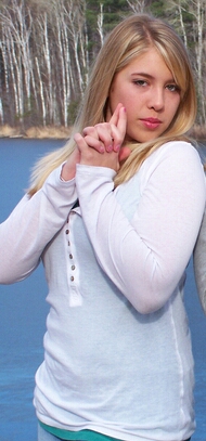 Filehailey Young Jpg Filehailey Young Jpg