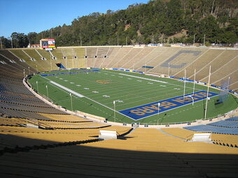California Memorial Stadium American Football Wiki Fandom