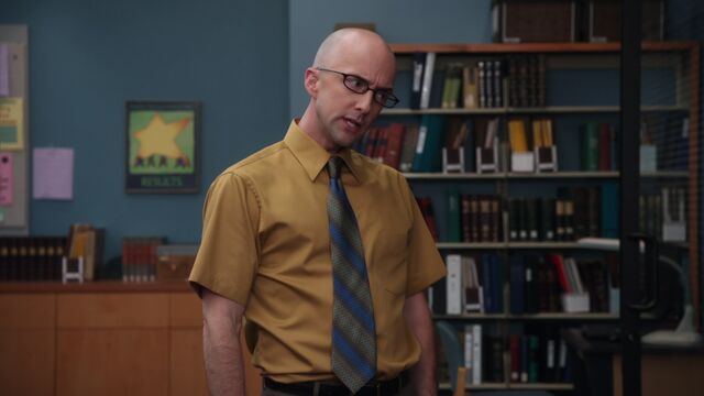 File:Community 1x14 Interpretive Dance.avi 000551093.jpg