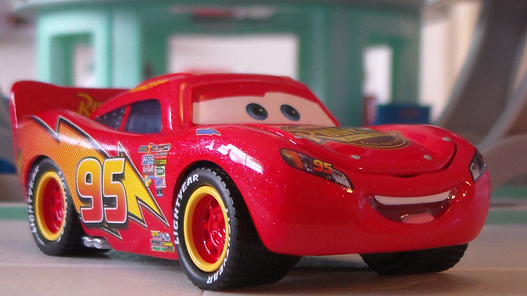 lightning mcqueen from cars 1