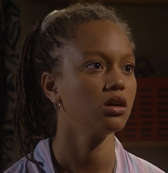 why did fiona leave coronation street