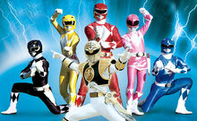 Mighty-morphin-power-rangers-team-copy