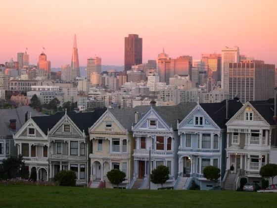 house creaks house creaks