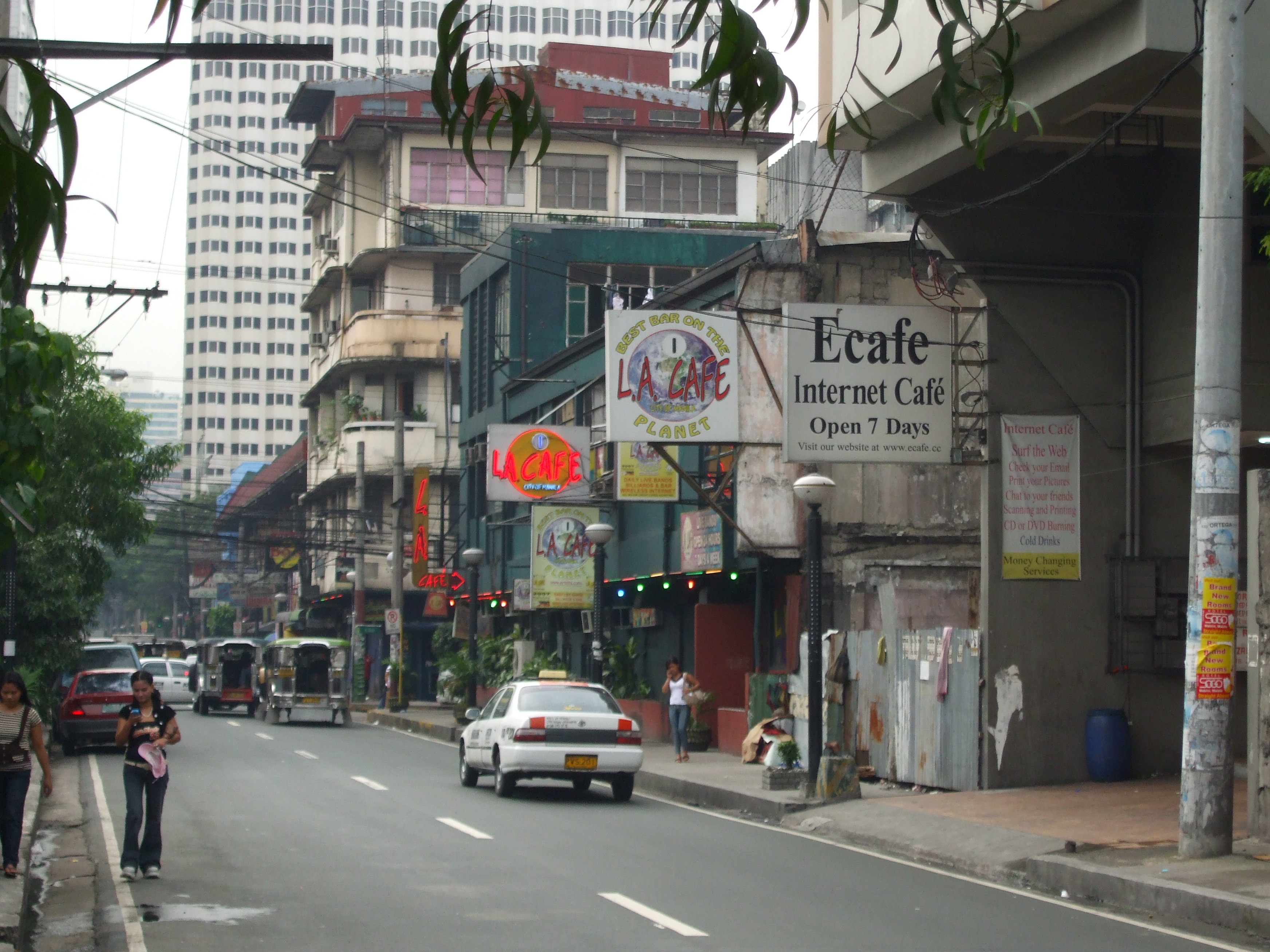 Resultado de imagem para Ermita Manila