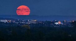 Dead Moon
