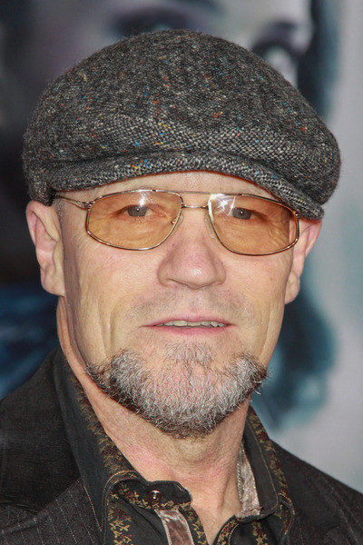 Michael Rooker woody harrelson