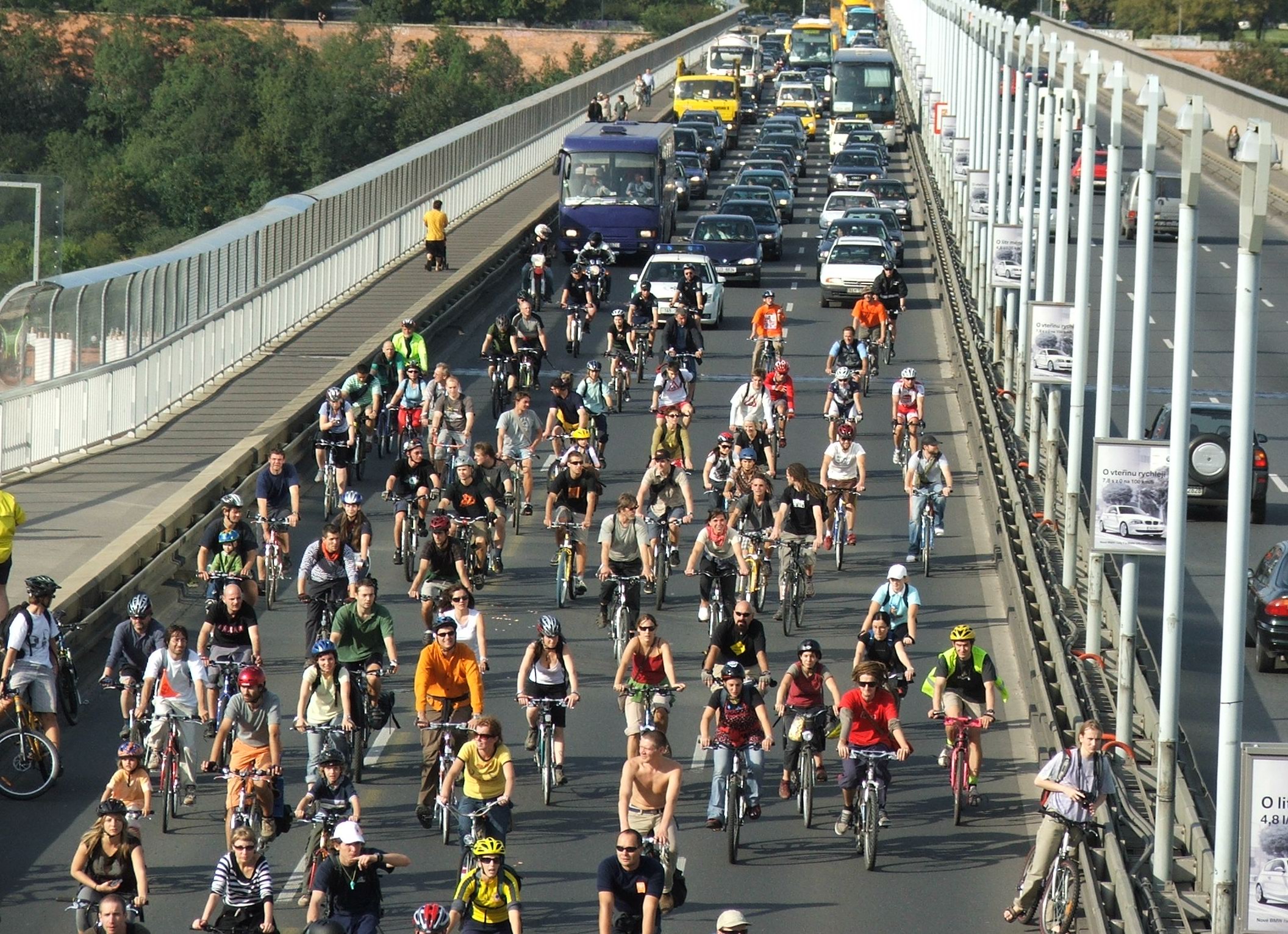 critical mass bike ride