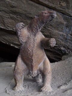 Mylodon statue