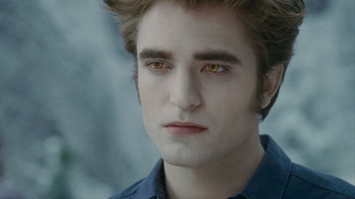 Pattinson as Edward Cullen