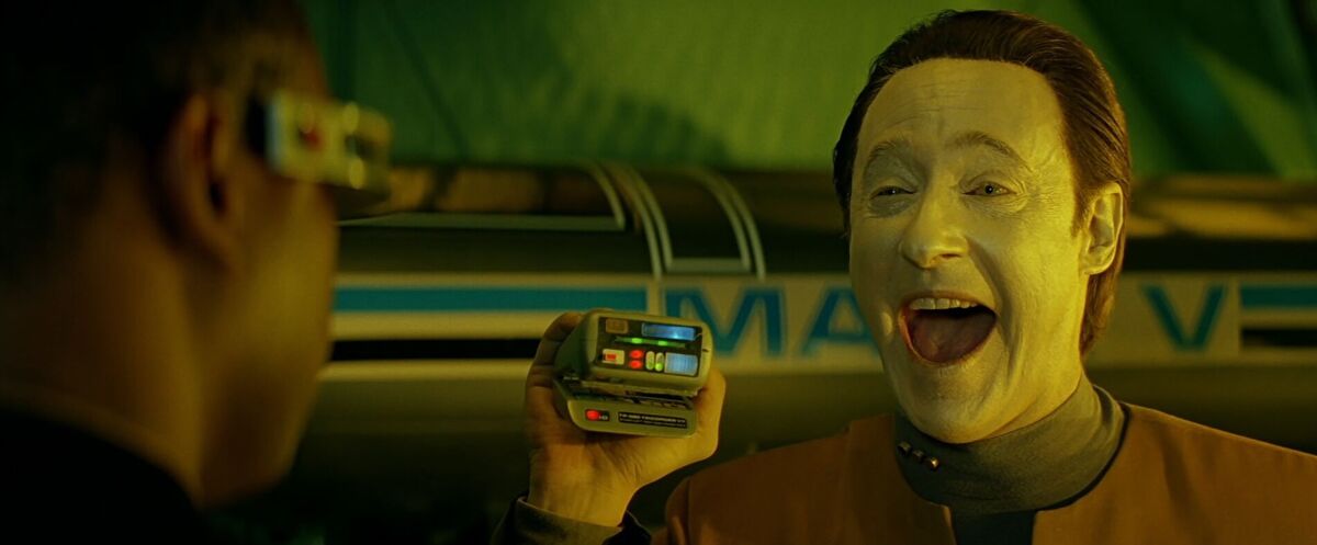 Data laughing Star Trek 