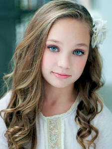 Maddie Ziegler/Gallery/Quality | Dance Moms Wiki | FANDOM powered by Wikia