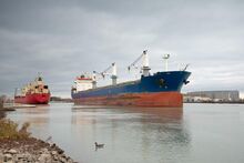 Container ship