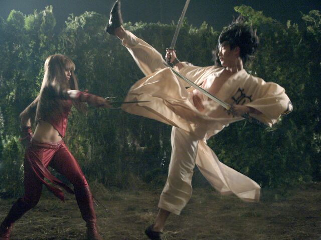 File:Elektra vs Kirigi.jpg