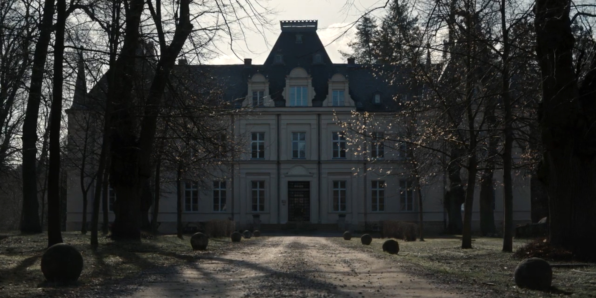 Waldhotel Winden | Dark Wiki | Fandom