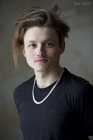 Paul Lux  Dark Wiki  FANDOM powered by Wikia