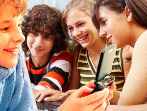 Social-networking-students mashed-up-by-RobinGood-id242549 size485