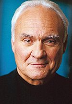 Kenneth Welsh