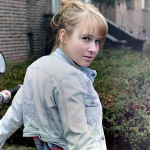 Kristina Schmidt Gallery Das Haus Anubis Wiki Fandom