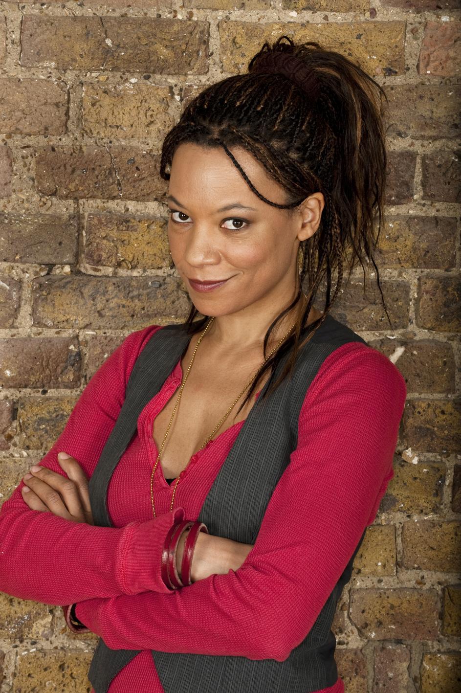 Nina Sosanya | Wikia David Tennant | Fandom