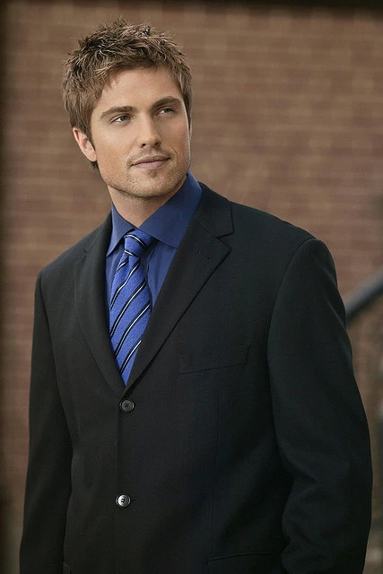 eric winter as rex brady
