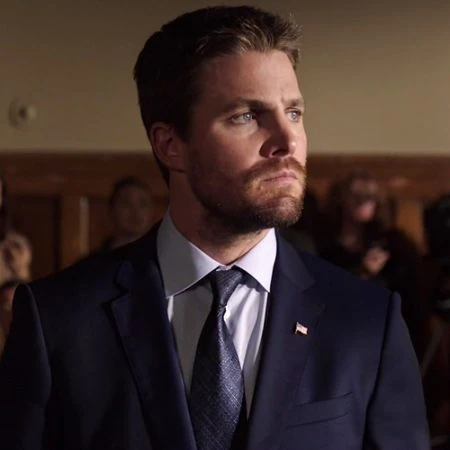 Oliver Queen Arrowverse Wiki Fandom