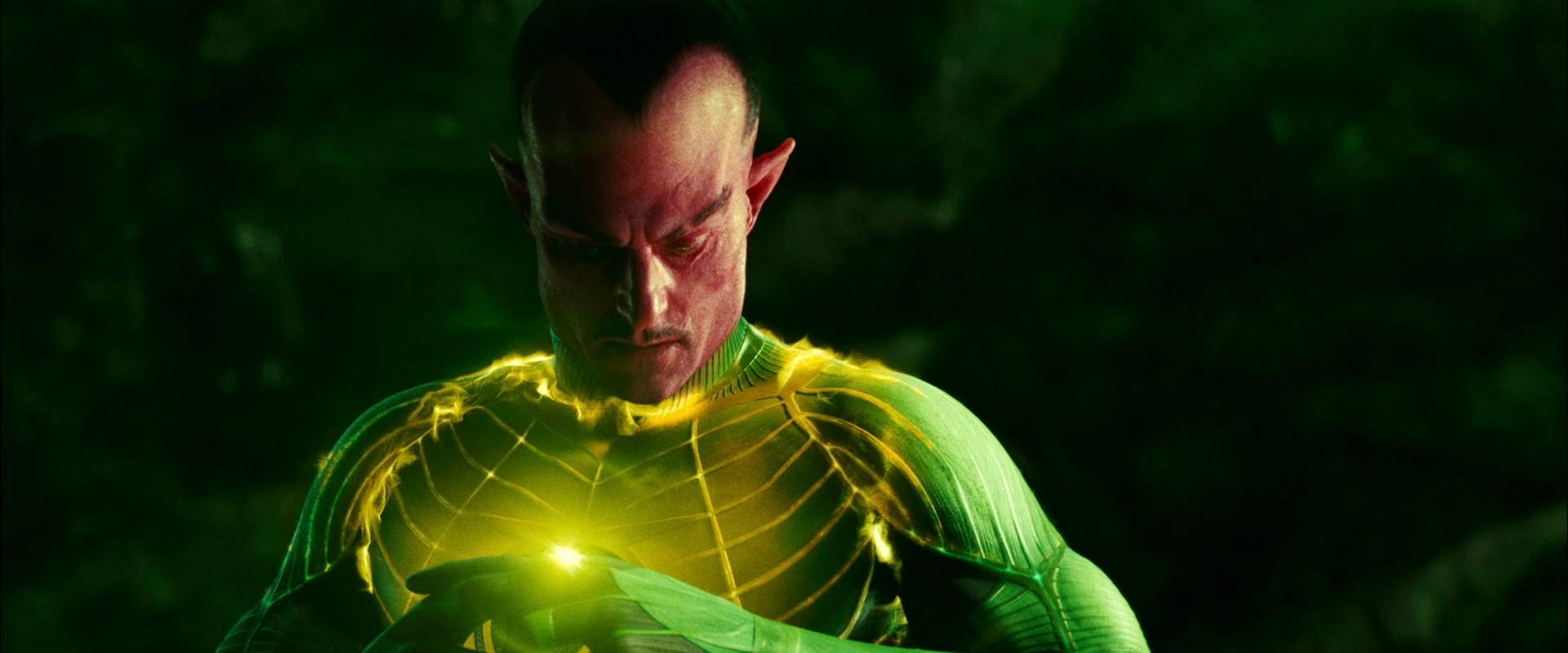 Image Sinestro Turns into a Yellow Lantern.png DC Movies Wiki