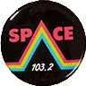 Space-103.2-Ansteckplakette