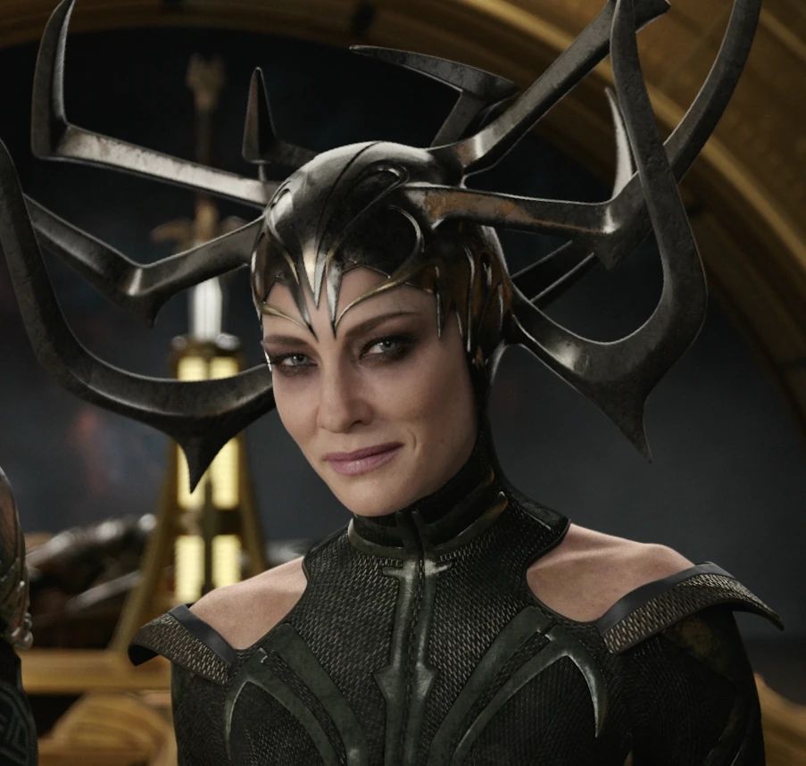 hela cosplay headpiece