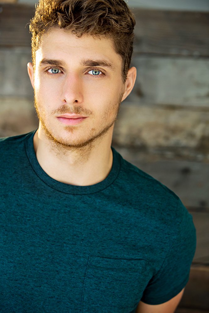 Alex Cubis Alex Cubis