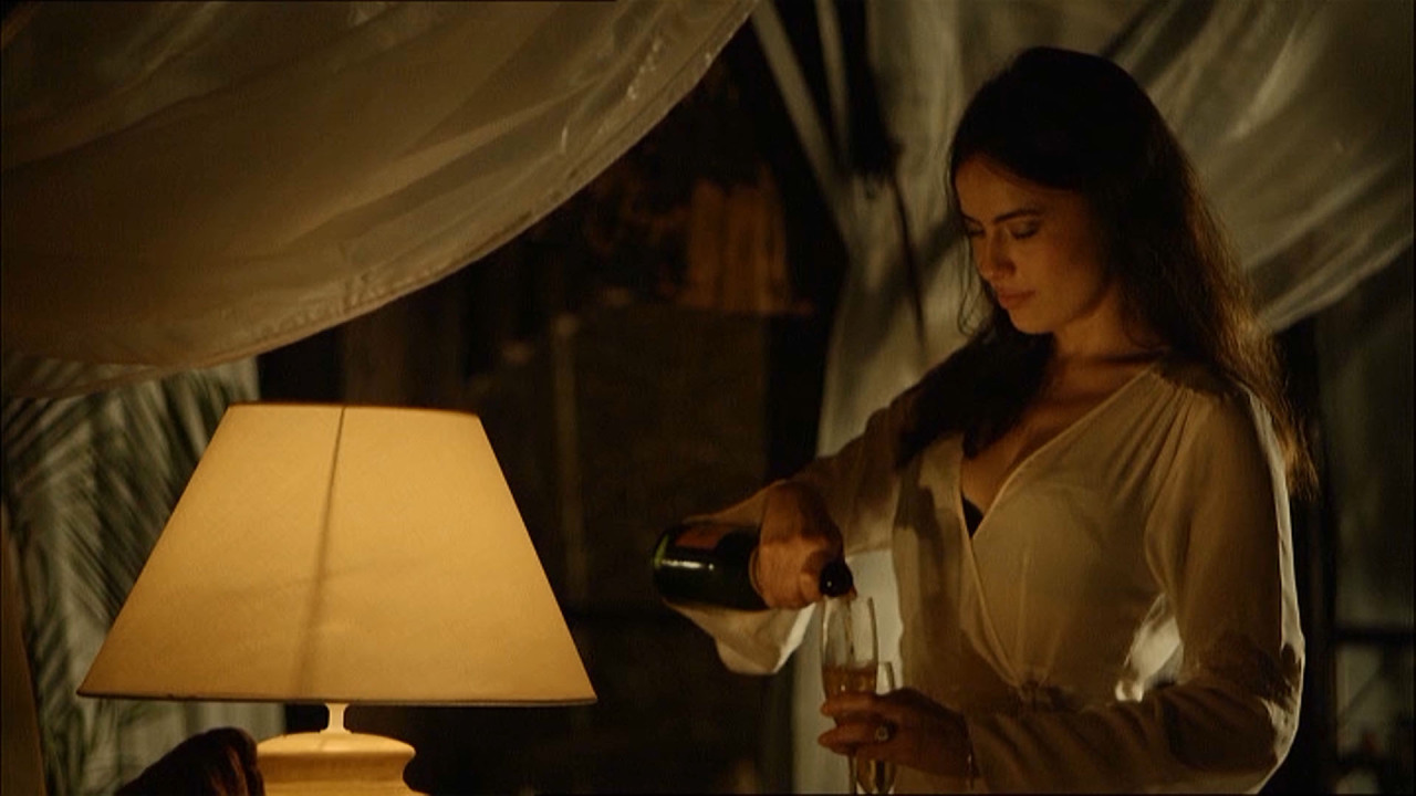 Sophie Winkleman | Death in Paradise Wiki | FANDOM powered ...