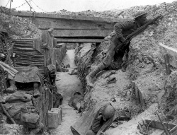 250px-Cheshire Regiment trench Somme 1916
