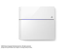 Destinyのデザインを彷彿とさせるグレイシャー・ホワイトモデルのPS4本体