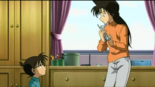 Ran le habla a Conan sobre la desaparición de Eisuke