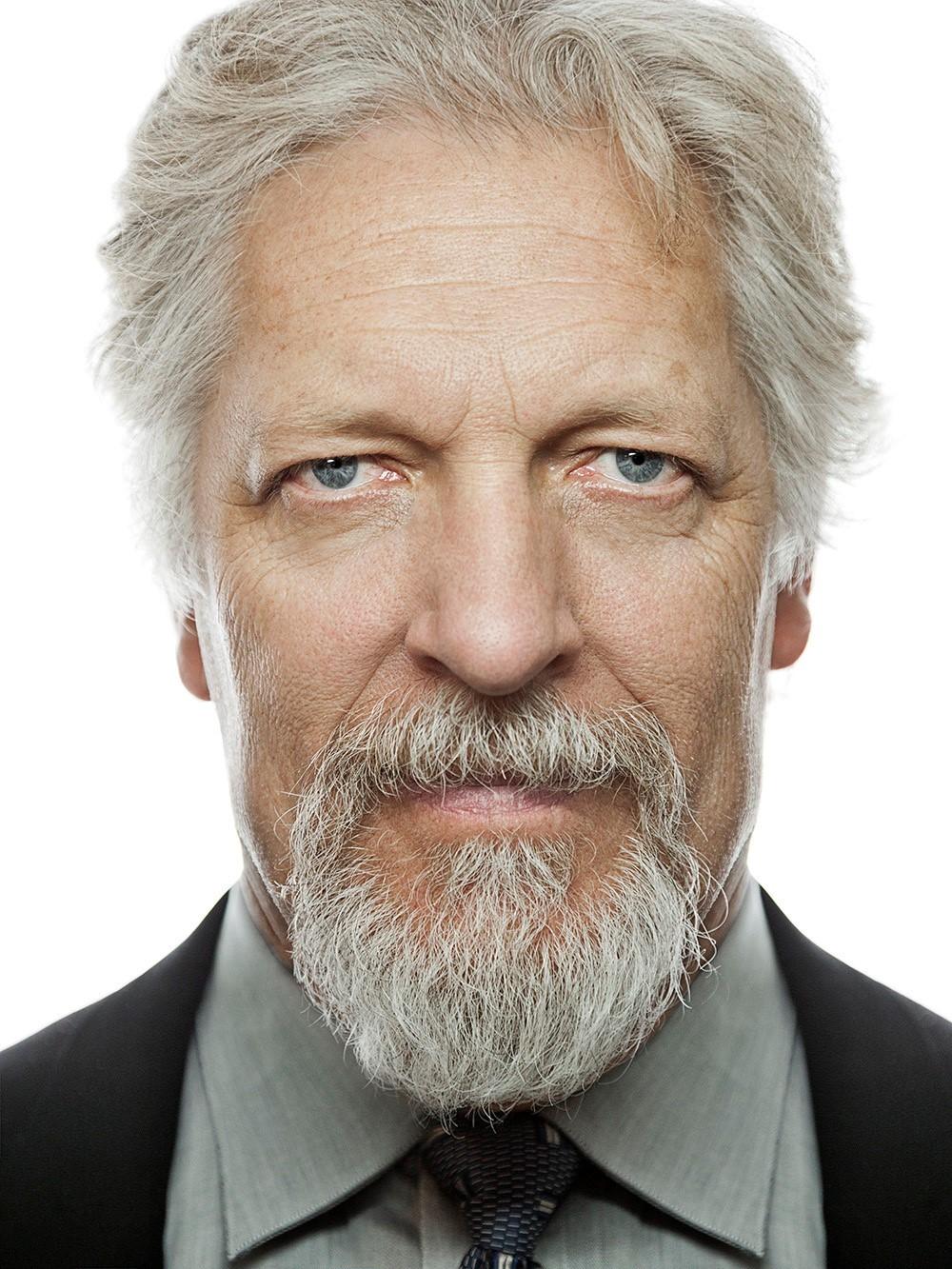 Next photo of Clancy Brown