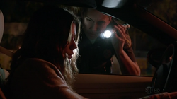 8x03 - What's Eating Dexter Morgan 1