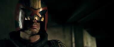 2601077-dredd movie photos 3