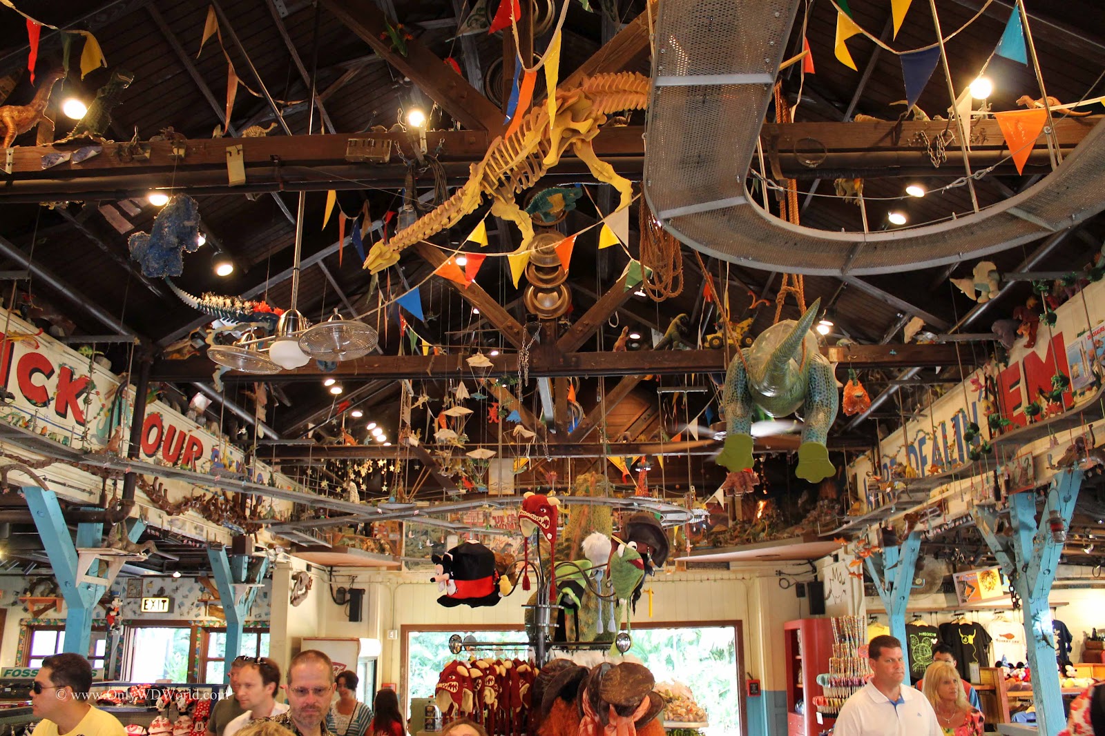 Image - Dino shop.jpg | Dinopedia | FANDOM powered by Wikia
