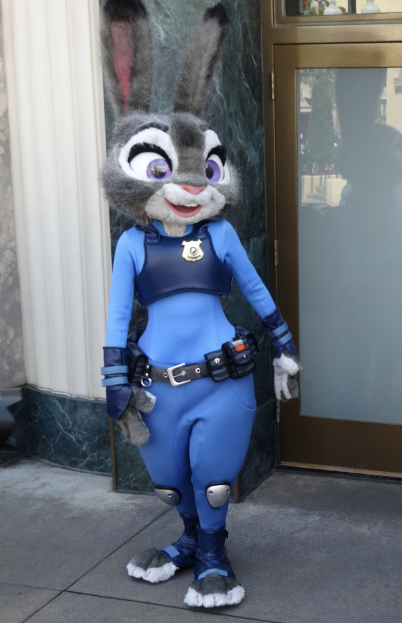 Judy Hopps Disney Park Characters Wiki Fandom