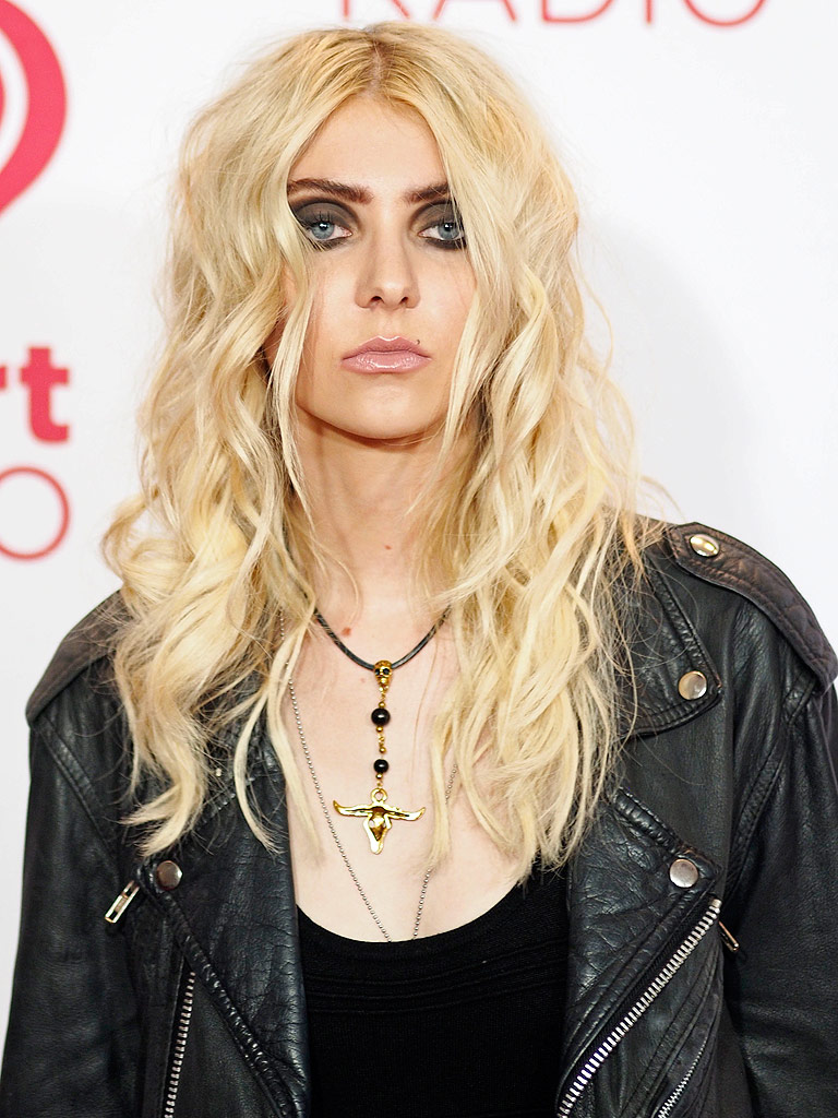 Taylor Momsen Taylor Momsen