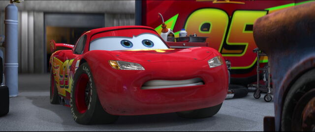 Tập tin:Cars2-disneyscreencaps.com-4883.jpg