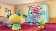 Momma Hugglemonster | Disney Wiki | FANDOM powered by Wikia