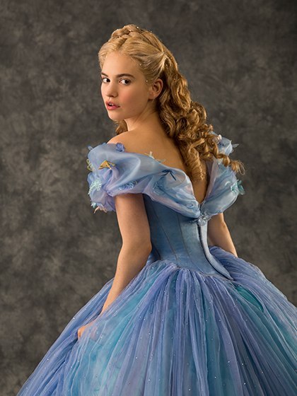 Immagine - Cinderella 2015 Lily James.jpg | Disney Wiki ...