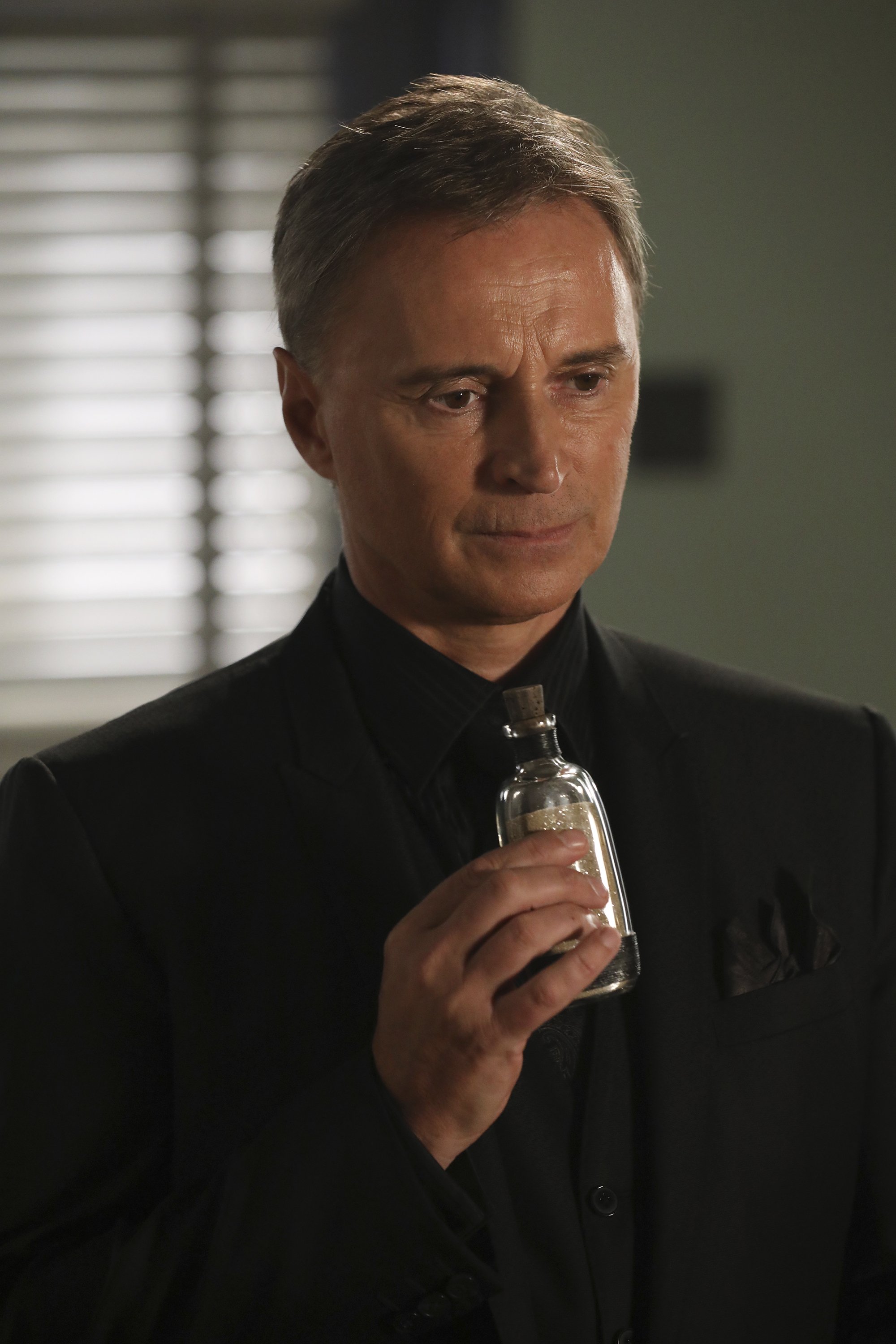 Mister Gold Once Upon A Time Image - Once Upon a Time - 6x09 - Changelings - Photography - Mr. Gold