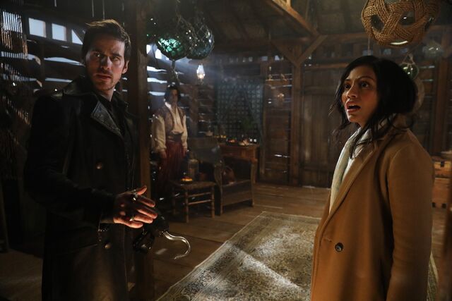 File:Once Upon a Time - 6x14 - A Wondrous Place - Photography - Hook and Jasmine.jpg