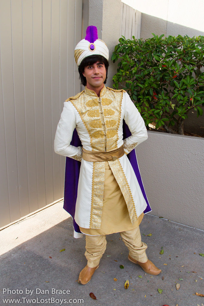 Aladdin Costumes Through The Years | Disney Wiki | FANDOM Powered By Wikia