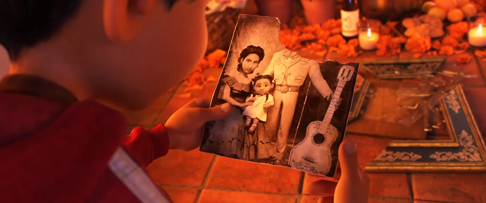 Image Coco Coco's family photo.jpg Disney Wiki FANDOM powered by