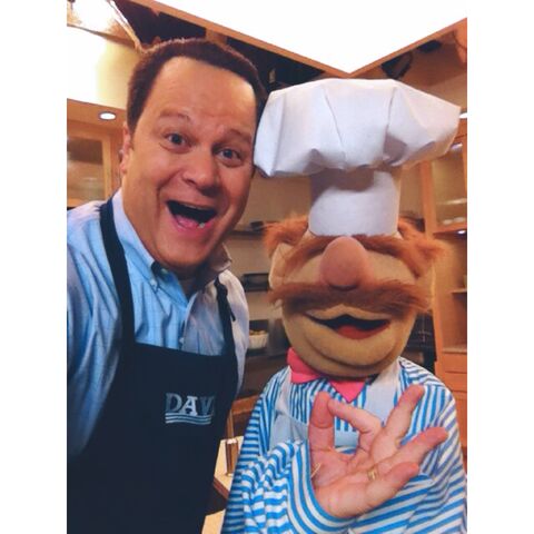 File:QVC-DavidVenable&SwedishChef-(2014-03-16).jpg