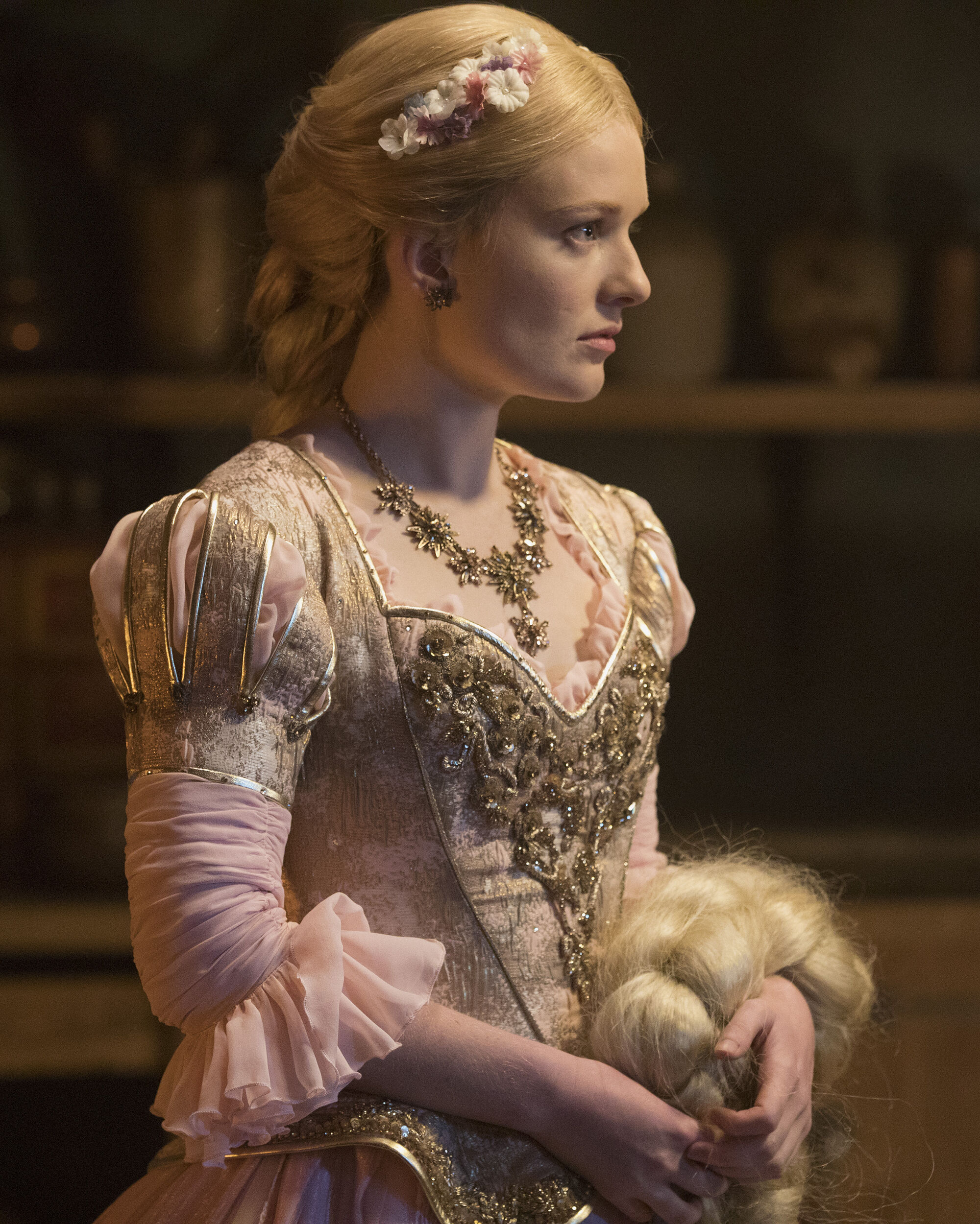 Image Once Upon a Time 7x07 Eloise Gardener Photography Rapunzel.jpg Disney Wiki