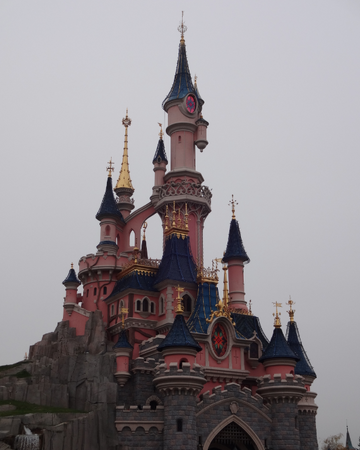 Le Chateau De La Belle Au Bois Dormant Disney Wiki Fandom